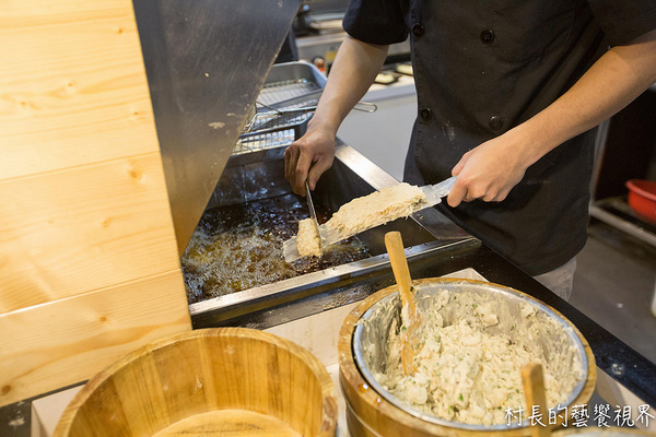 醬燒天婦羅：【食記】｛高雄。鼓山區｝走過一甲子的好味道！！醬燒天婦羅(瑞豐店)