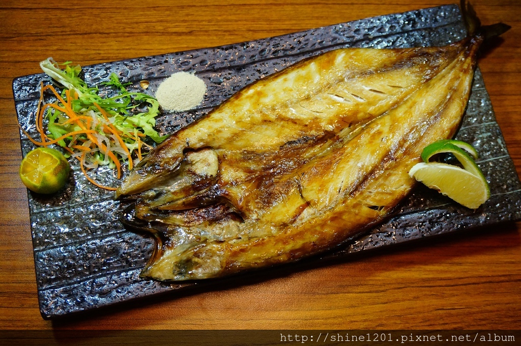 高雄左營美食 藏湘居酒屋日式料理.優質平價深夜美食