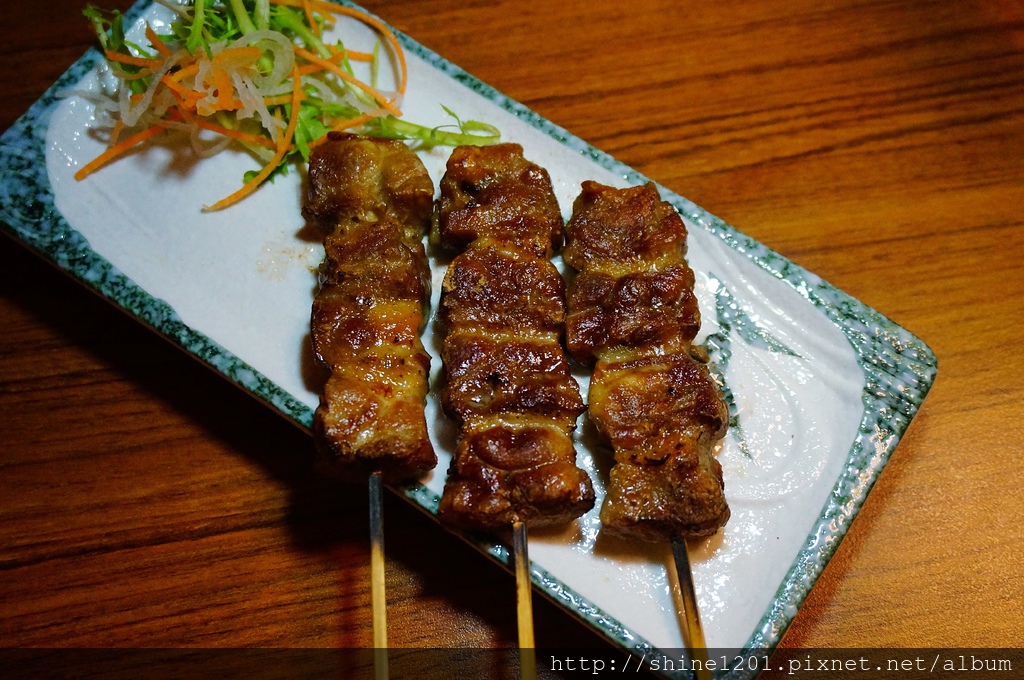 高雄左營美食 藏湘居酒屋日式料理.優質平價深夜美食