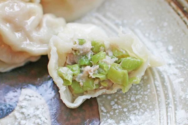 【台北美食】Ha婆蚵仔麵線手工餃子-特殊的辣蘿蔔蚵仔麵線