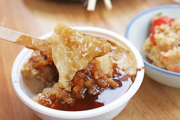 【台北美食】Ha婆蚵仔麵線手工餃子-特殊的特製辣蘿蔔蚵仔麵線