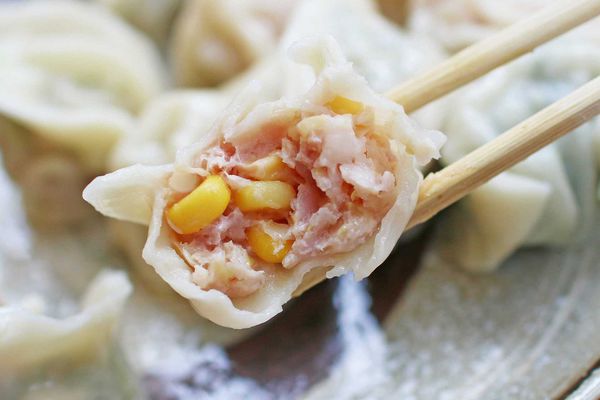 【台北美食】Ha婆蚵仔麵線手工餃子-特殊的辣蘿蔔蚵仔麵線