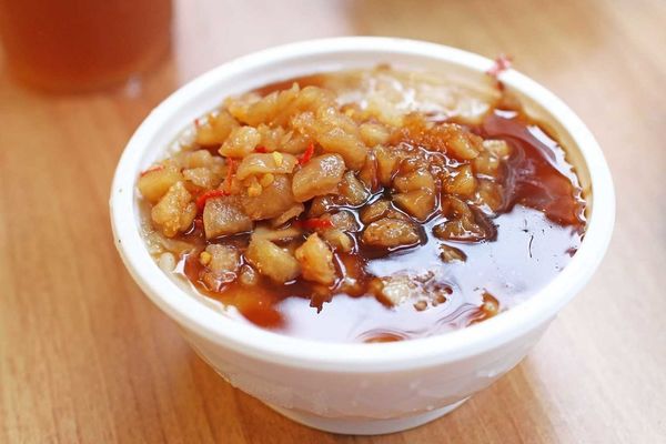 【台北美食】Ha婆蚵仔麵線手工餃子-特殊的辣蘿蔔蚵仔麵線