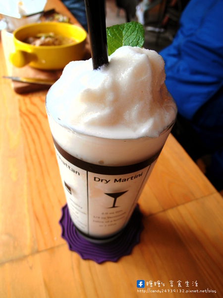 牧熊小館Moow:〖台中│美食〗牧熊小館Moow ❤ 隱藏於巷弄中的人氣早午餐,超推牧熊森林野餐的雞腿肉,多汁鮮甜,外酥內嫩,還有荔枝冰沙及紅豆燕麥拿鐵也超好喝!!