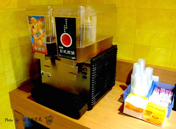 鬼椒一番鍋(東門店):(台南。東區美食)『鬼椒一番鍋(台南東門店) 』全台知名連鎖火鍋店。平實價格就能輕鬆地享用美味的個人鍋。