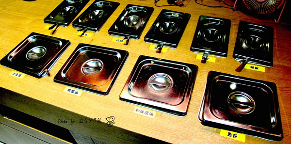 鬼椒一番鍋(東門店):(台南。東區美食)『鬼椒一番鍋(台南東門店) 』全台知名連鎖火鍋店。平實價格就能輕鬆地享用美味的個人鍋。