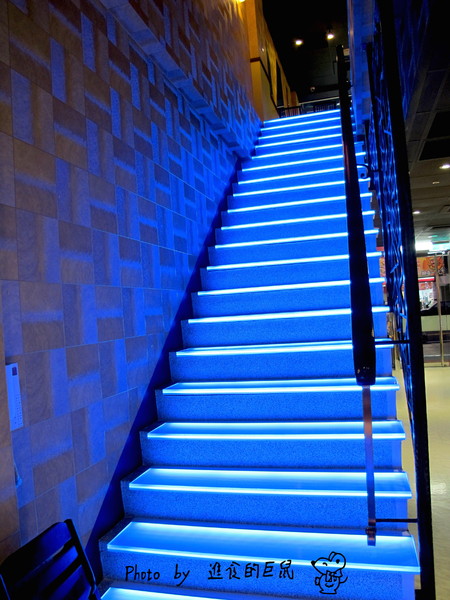 鬼椒一番鍋(東門店):(台南。東區美食)『鬼椒一番鍋(台南東門店) 』全台知名連鎖火鍋店。平實價格就能輕鬆地享用美味的個人鍋。