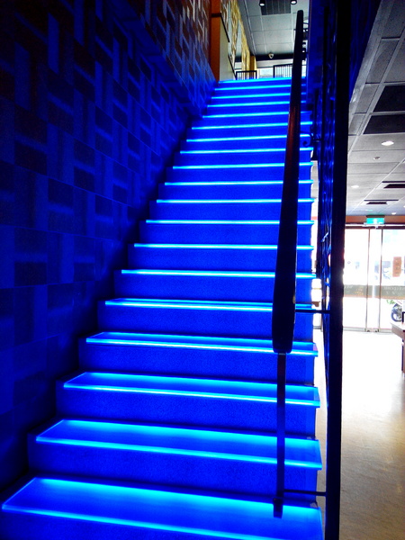 鬼椒一番鍋(東門店):【臺南Ω東區】鬼椒一番鍋(東門店)。鬼椒辣得過癮,綠咖哩風味十足,且不另收服務費