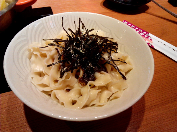 鬼椒一番鍋(東門店):【臺南Ω東區】鬼椒一番鍋(東門店)。鬼椒辣得過癮,綠咖哩風味十足,且不另收服務費