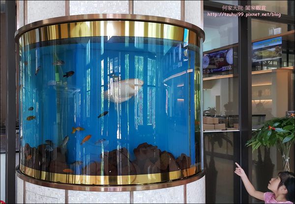 新莊幸福讚精品飯店 09.jpg