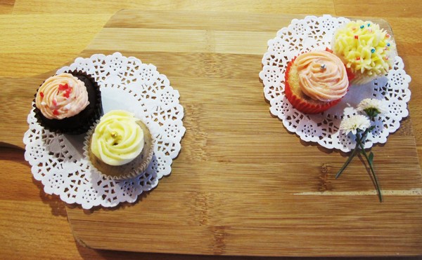 Miss Bossy Café:{Miss Bossy Café} 超~精緻美味的杯子蛋糕_隱身在台南巷弄中