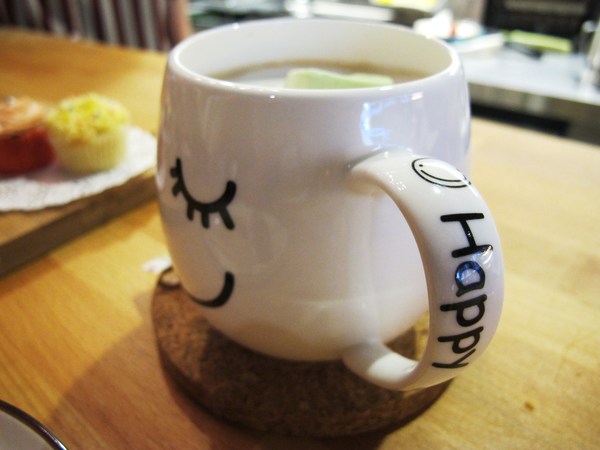 Miss Bossy Café:{Miss Bossy Café} 超~精緻美味的杯子蛋糕_隱身在台南巷弄中