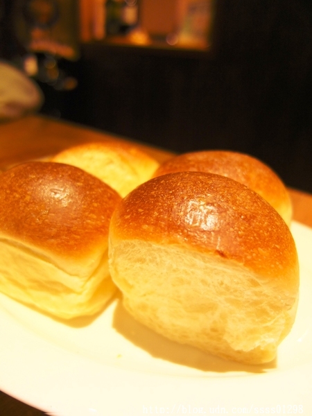 ibeef愛牛客炭烤牛排館：【美食特搜。高雄苓雅區】iBeef愛牛客炭烤牛排館(邀約)。大份量30盎司肩小排超美味 高雄牛肉控千萬別錯過囉！