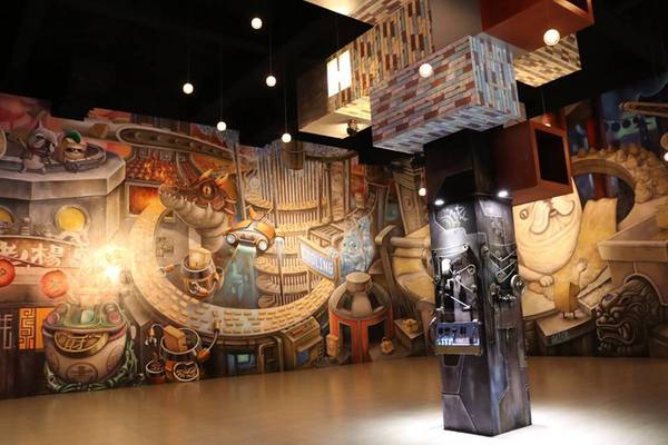 老楊方城市觀光工廠:【嘉義景點】老楊方程式觀光工廠~居然神秘的養了一隻大型的機器人在大樓裡吶 & 參訪方塊狗星人的3D星際奇幻之旅