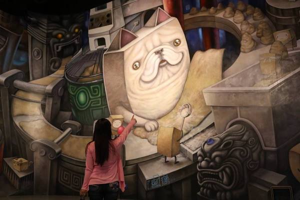 老楊方城市觀光工廠:【嘉義景點】老楊方程式觀光工廠~居然神秘的養了一隻大型的機器人在大樓裡吶 & 參訪方塊狗星人的3D星際奇幻之旅