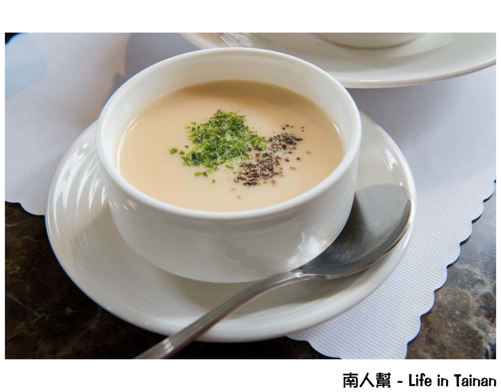 新化街役場1934古蹟餐坊