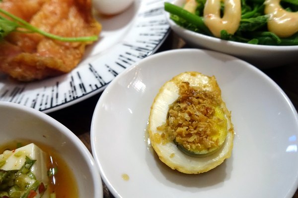 小食泰泰味食堂：(胖樺食記)張勛傑開的店『小食泰-泰味食堂-泰式料理餐廳』。敦化北路民生社區推薦餐廳，餐點美味環境舒適