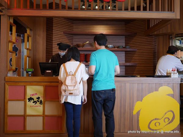 勝里日式炸豬排 かつ丼のかつさと(台中大遠百店-台灣二號店)：【食記】台中かつ丼のかつさと勝里日式炸豬排＠西屯TopCity大遠百大食代-捷運BRT新光遠百 : 來自愛知縣的名古屋風味, 有越級打怪的本錢？