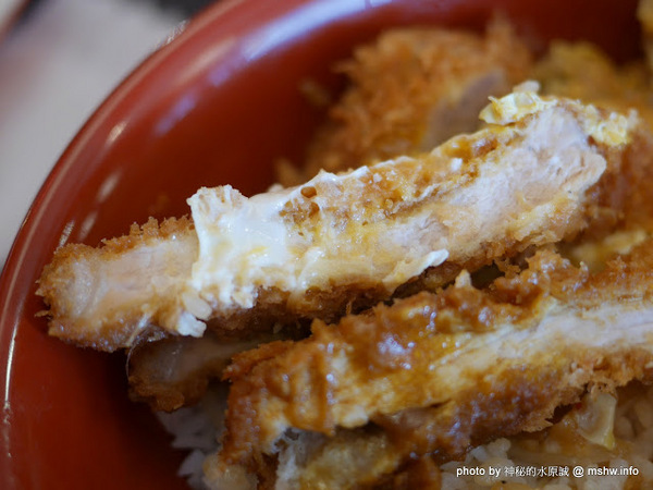 勝里日式炸豬排 かつ丼のかつさと(台中大遠百店-台灣二號店)：【食記】台中かつ丼のかつさと勝里日式炸豬排＠西屯TopCity大遠百大食代-捷運BRT新光遠百 : 來自愛知縣的名古屋風味, 有越級打怪的本錢？