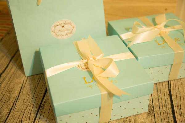 樂樂甜點 超濃生巧克力布朗尼蛋糕：[宅配]人氣甜點報到!!! 脆皮提拉米蘇X超濃生巧克力布朗尼蛋糕 樂樂甜點