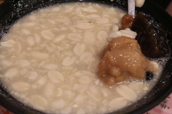 (台南東區)儒家花生仁湯