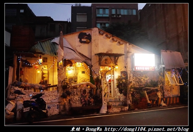 【桃園食記】朝陽公園旁奇幻風格泰式料理|豬寶店異國料理咖啡店