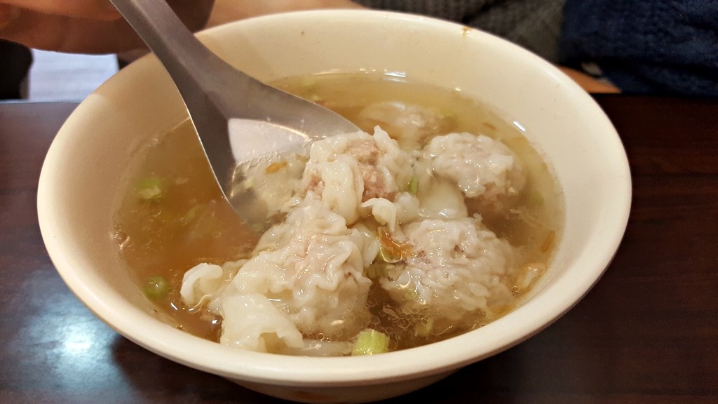 餛飩湯