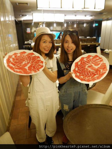 1460993763-3721168166_n