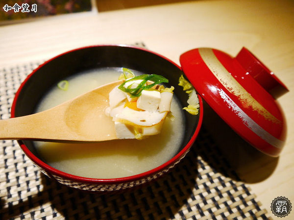 和食 望月:和食 望月,淡雅的日式料理,帶有懷石料理的味道。