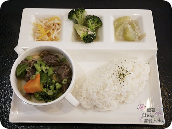 0629-Pretty Thai (18)