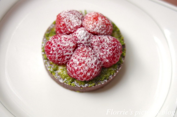 紅帽烘焙 Home Biscuit:新竹市美食~紅帽烘焙Home Biscuit~每日限量供應的可愛又迷人水果塔!