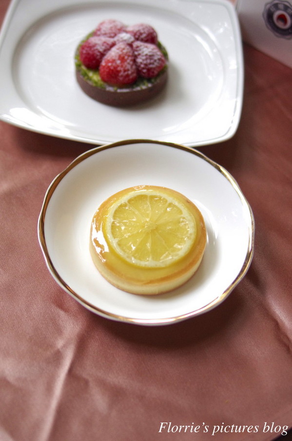 紅帽烘焙 Home Biscuit:新竹市美食~紅帽烘焙Home Biscuit~每日限量供應的可愛又迷人水果塔!