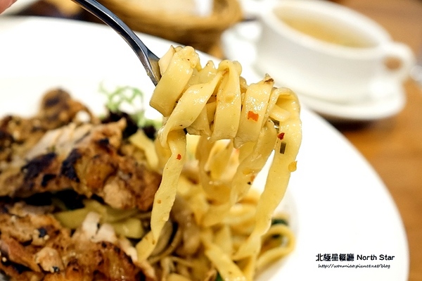 北極星餐廳 North Star:【士林美食餐廳 推薦】多國創意料理, 用餐還可欣賞極光之美 ✿✿ 北極星餐廳 North Star ✿✿