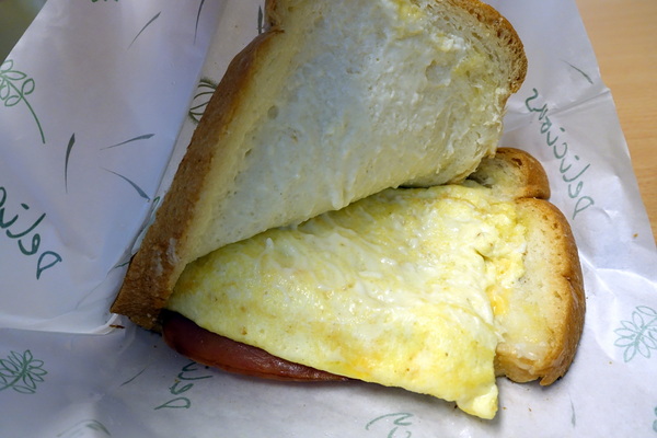 土司吐司:(胖樺食記) 台大公館商圈美味必吃的銅板小吃「土司吐司 ToasToasT」/大推薦主廚特製爆漿熱壓吐司/捷運公館站/汀洲路/鮮奶茶