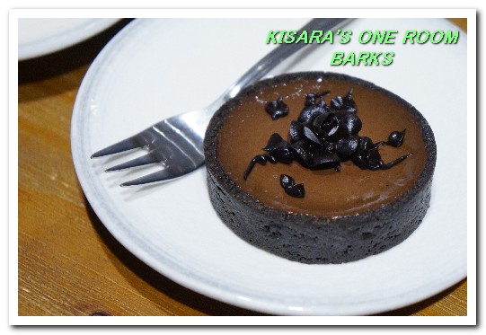 Barks概念館：永安市場輕食下午茶．大男孩的品居茶飲咖啡店──BARKS概念館