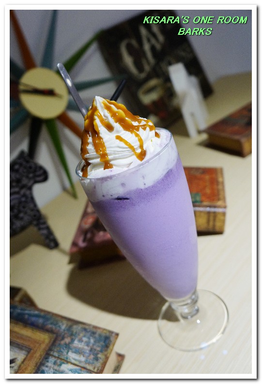 Barks概念館：永安市場輕食下午茶．大男孩的品居茶飲咖啡店──BARKS概念館