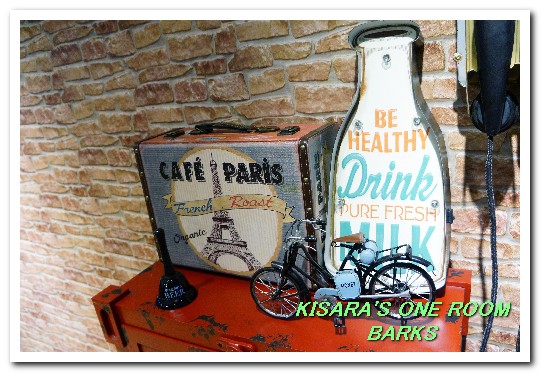 Barks概念館：永安市場輕食下午茶．大男孩的品居茶飲咖啡店──BARKS概念館