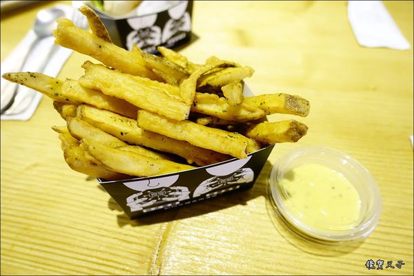 傻子漢堡 (17).JPG