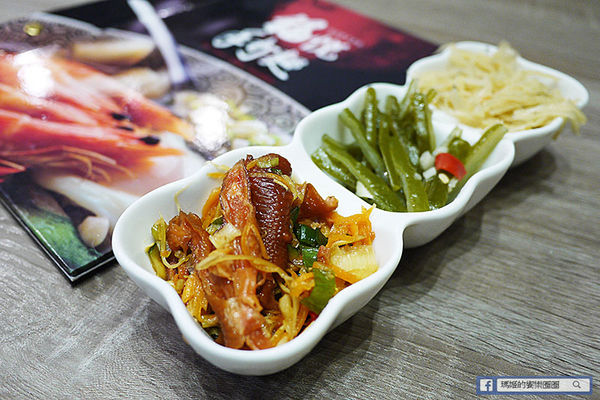 福悅手打麵:◆新北八里美食【福悅手打麵】手打Q彈、湯鮮味美料好實在