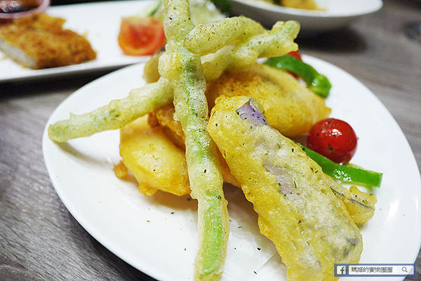 福悅手打麵:◆新北八里美食【福悅手打麵】手打Q彈、湯鮮味美料好實在