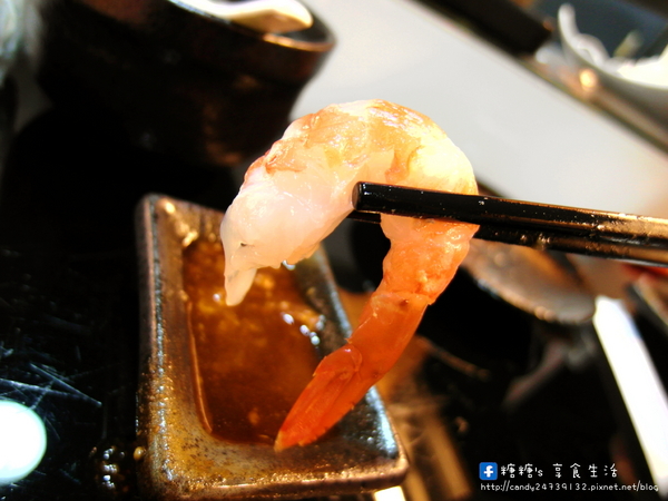 毅壽司：〖台中│美食〗毅壽司 ❤ 隱藏於大墩黃昏市場旁騎樓處的平價日式料理，生魚片、壽司、丼飯專賣店，食材新鮮，美味度不輸給五星級餐廳!!