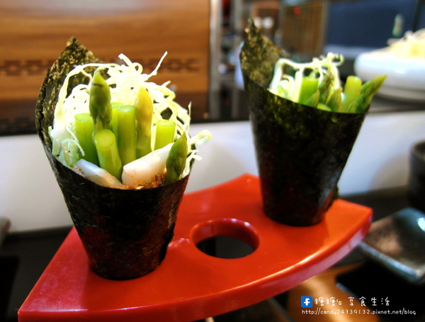 毅壽司：〖台中│美食〗毅壽司 ❤ 隱藏於大墩黃昏市場旁騎樓處的平價日式料理，生魚片、壽司、丼飯專賣店，食材新鮮，美味度不輸給五星級餐廳!!