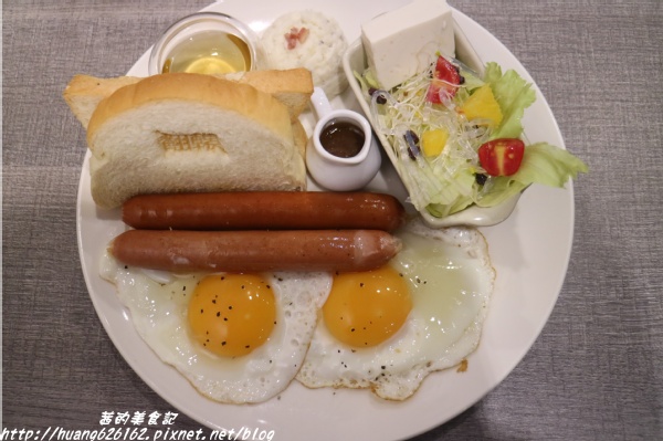 翻轉 Flip Brunch x Coffee x Life Style:【新北三重區】捷運菜寮『翻轉 Flip Brunch x Coffee x Life Style』早午餐、下午茶、咖啡、輕食