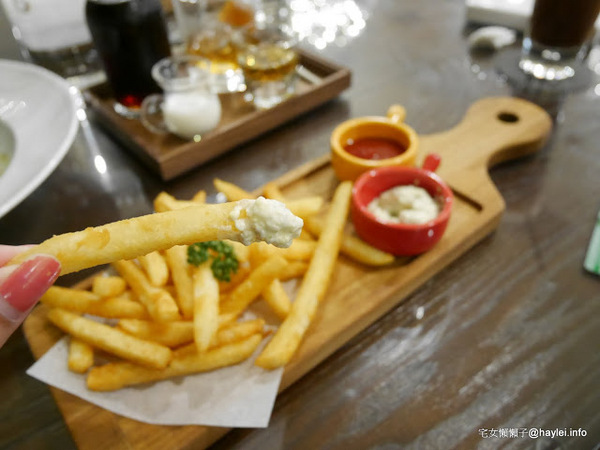 The Café By 想台中:台中適合聚餐聊天的優質複合式餐廳推薦-The Café By 想 冰滴咖啡 松子蘿勒鴨胸義大利麵 蘿勒蝦仁干貝燉飯 起司脆薯