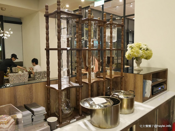 The Café By 想台中:台中適合聚餐聊天的優質複合式餐廳推薦-The Café By 想 冰滴咖啡 松子蘿勒鴨胸義大利麵 蘿勒蝦仁干貝燉飯 起司脆薯