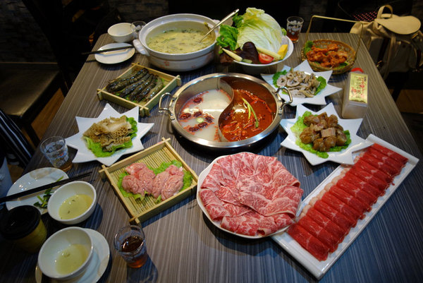 川耗子麻辣火鍋 (22).JPG