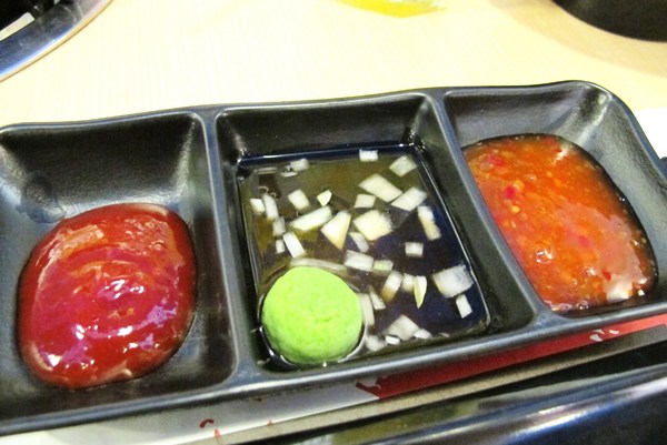 OMAYA春川炒雞(台中漢口店):(台中。西屯區美食)『OMAYA春川炒雞/台中漢口店』釜山巨無霸海鮮盆!霸氣登場!讓你盡情品嚐各式海味,海鮮控必吃!