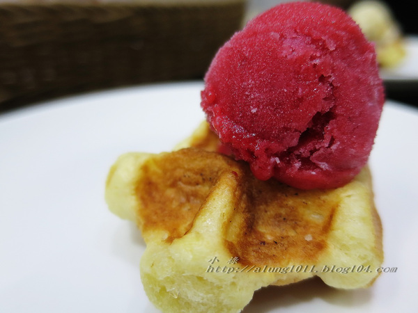 NANA LADY 比利時列日鬆餅：套餐新體驗~      ..NANA  LADY 比利時列日鬆餅