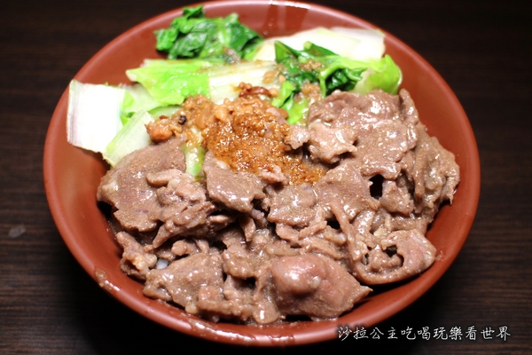 肥老媽羊肉羹:中山區小吃『肥老媽羊肉羹』濱江市場/上引水產旁