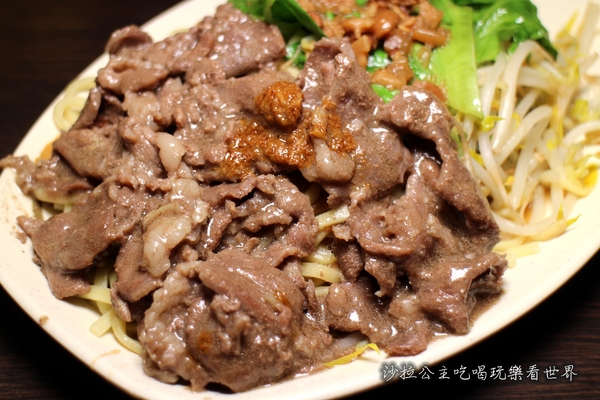 肥老媽羊肉羹:中山區小吃『肥老媽羊肉羹』濱江市場/上引水產旁